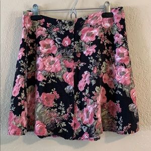 floral skirt, size L